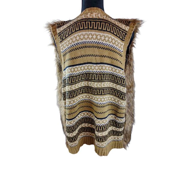 XHILARATION Women's Sleeveless Vest XL Faux Fur Polyester Acrylic Brown Winter - Picture 2 of 4